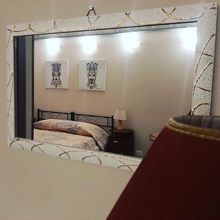 San Nicolo House Bed & Breakfast Aci Catena Bagian luar foto