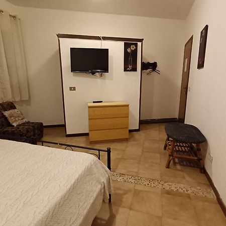 San Nicolo House Bed & Breakfast Aci Catena Bagian luar foto