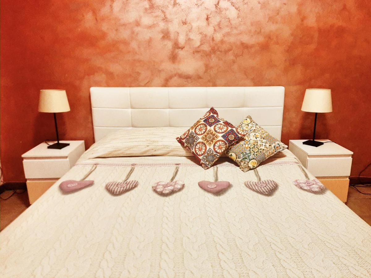 San Nicolo House Bed & Breakfast Aci Catena Bagian luar foto