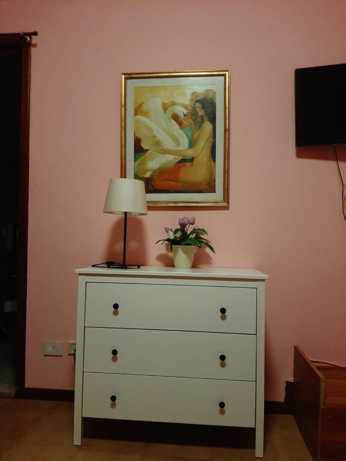 San Nicolo House Bed & Breakfast Aci Catena Bagian luar foto