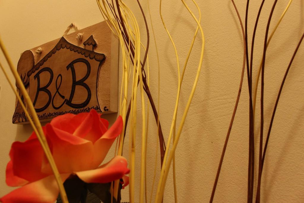 San Nicolo House Bed & Breakfast Aci Catena Bagian luar foto