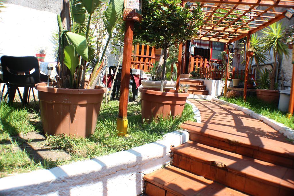 San Nicolo House Bed & Breakfast Aci Catena Bagian luar foto