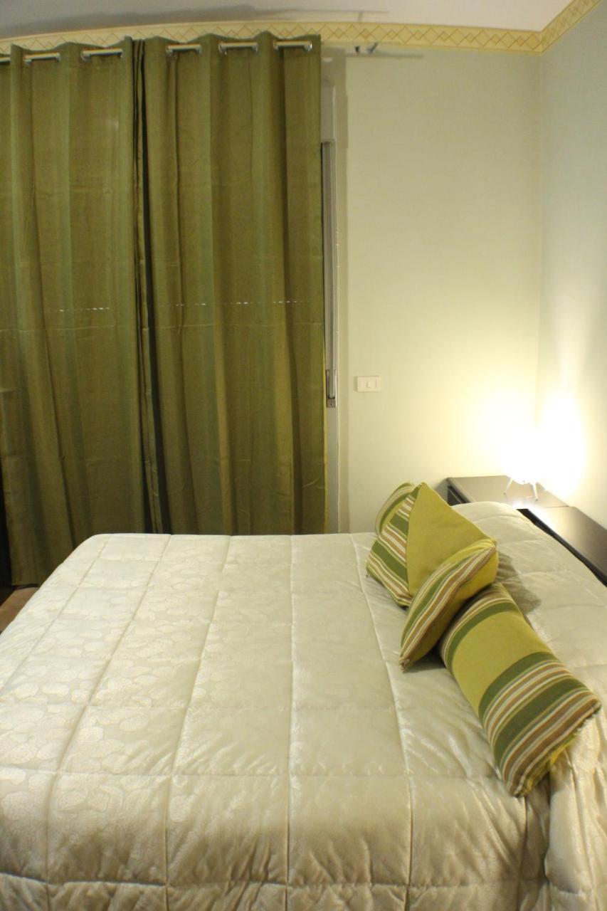 San Nicolo House Bed & Breakfast Aci Catena Bagian luar foto
