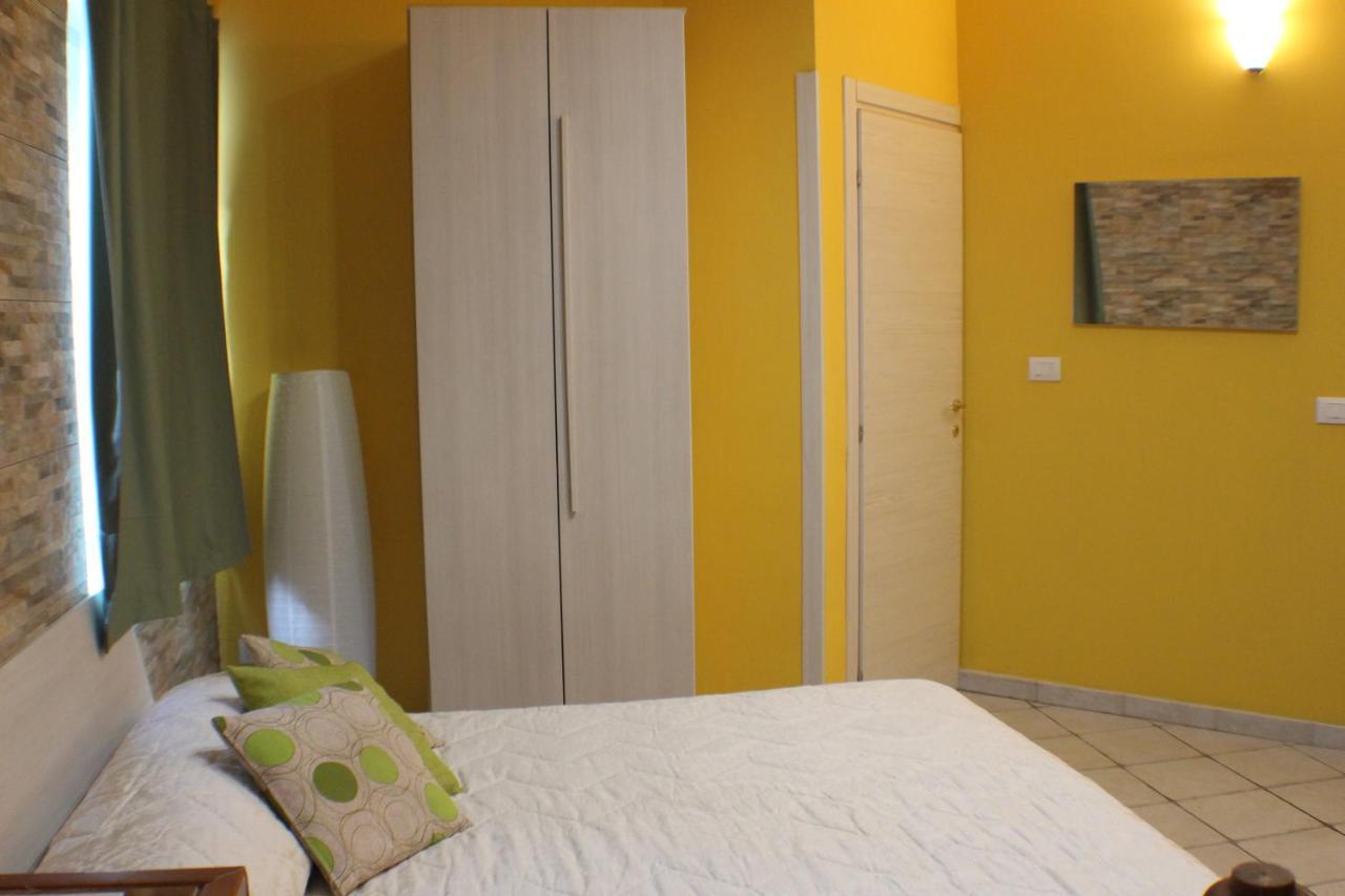 San Nicolo House Bed & Breakfast Aci Catena Bagian luar foto