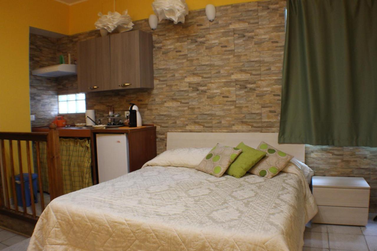San Nicolo House Bed & Breakfast Aci Catena Bagian luar foto