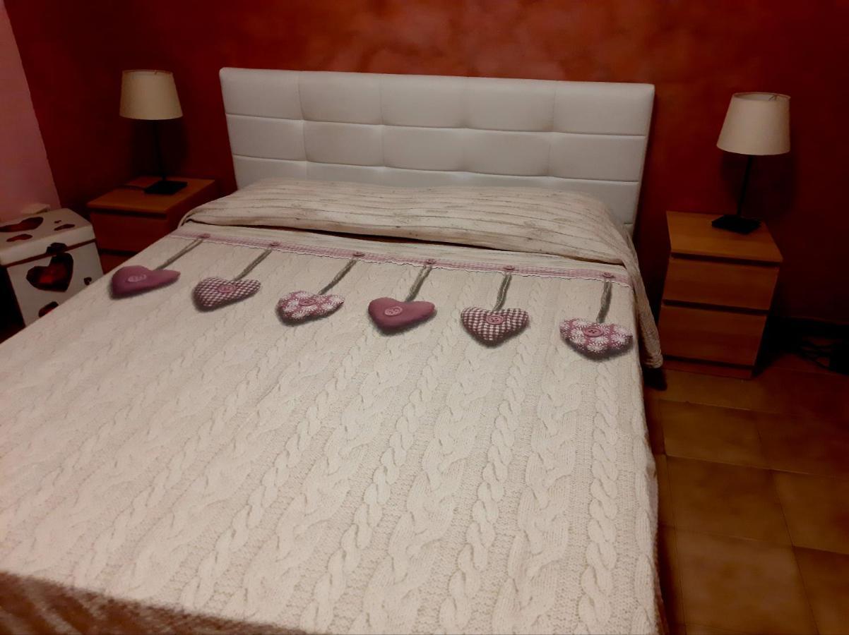 San Nicolo House Bed & Breakfast Aci Catena Bagian luar foto